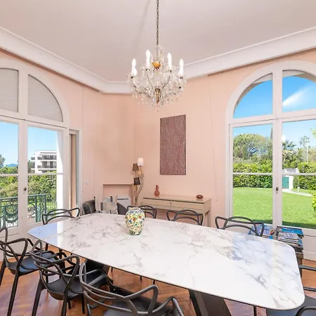 La Gloriette Azur Piscine Sauna Vue *