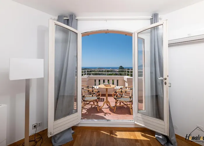 La Gloriette Azur Piscine Sauna Vue * Cannes