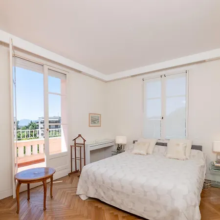 La Gloriette Azur Piscine Sauna Vue 别墅 戛纳